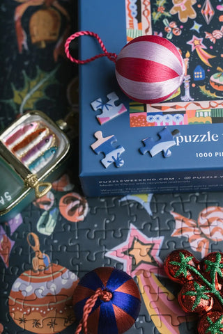 Christmas in Color | 1,000 Piece Jigsaw Puzzle