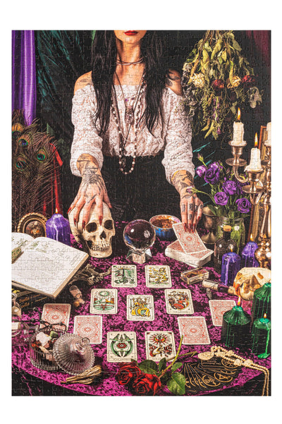 Cards on the Table | 1,000 Piece Jigsaw Puzzle