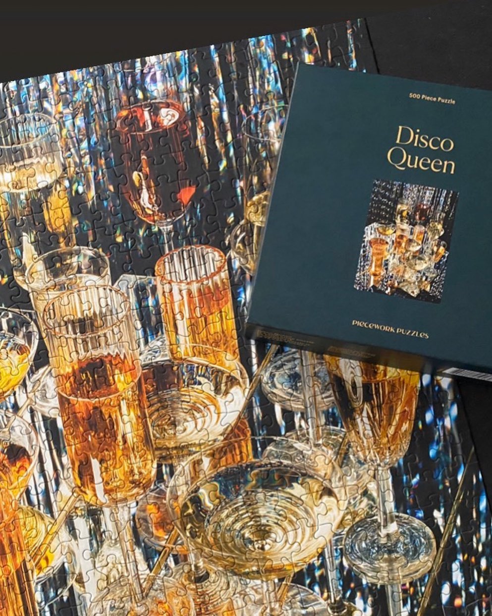 Disco Queen | 500 Piece Jigsaw Puzzle Piecework Puzzles Puzzledly.